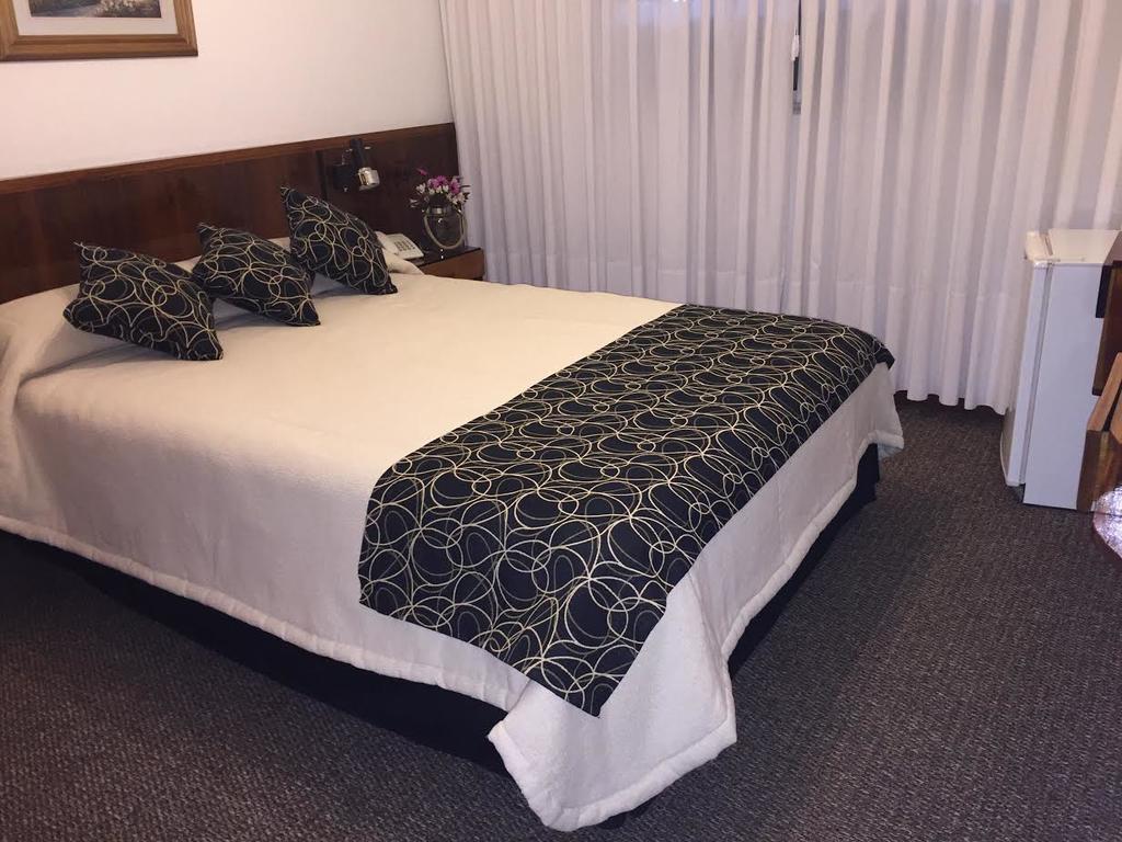 Hotel Morales San Clemente del Tuyú Екстериор снимка