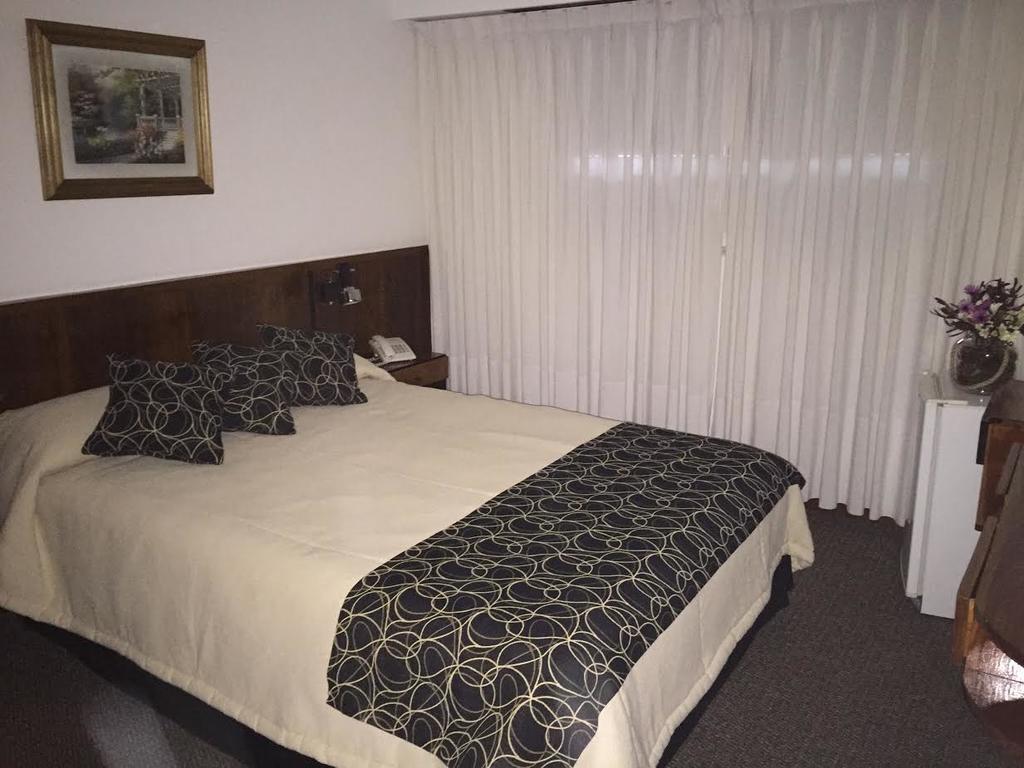 Hotel Morales San Clemente del Tuyú Екстериор снимка